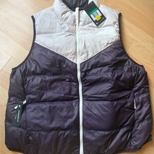 Nike Reversible Puffer Vest in Dark Purple and Light Gray